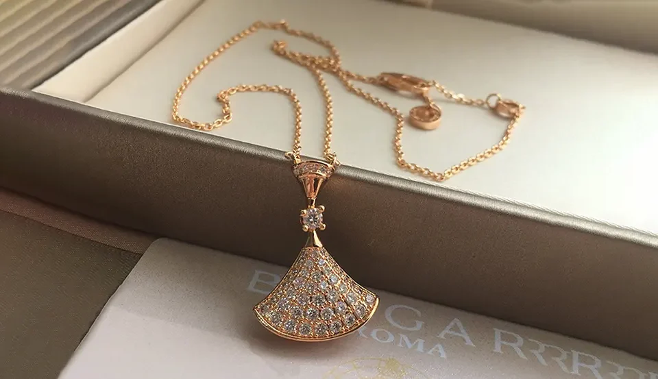 Top 5 Luxury Necklaces Worth Investing In