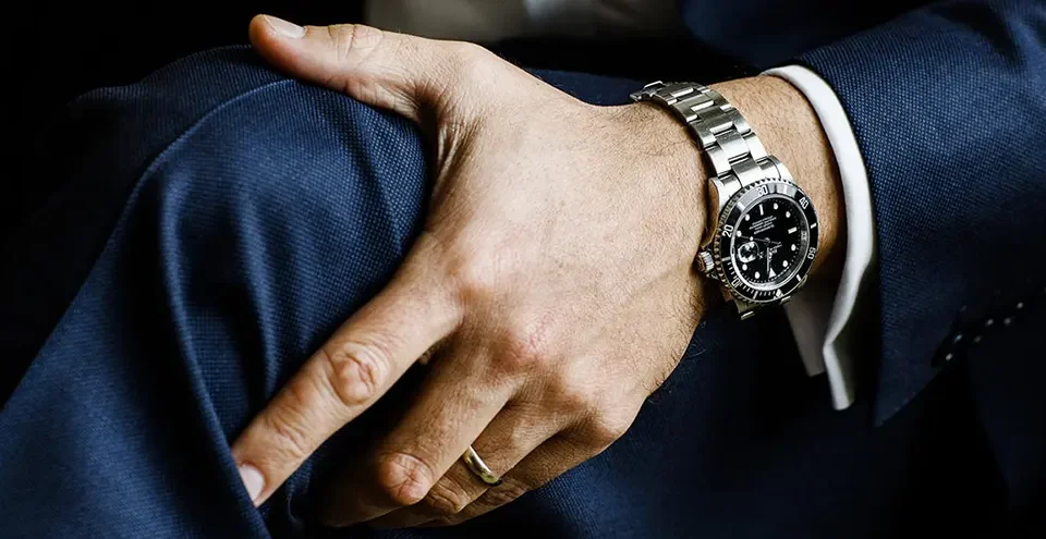 Watch Styling Guide: Match Watches with Business & Casual Outfits