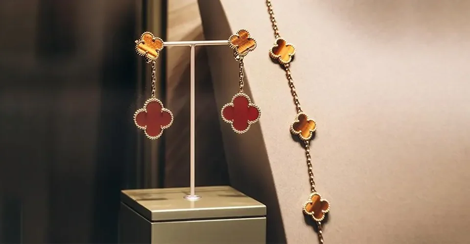 The Best Luxury Jewelry Gifts for Women