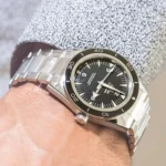 What Details Should You Look at When Choosing a Luxury Watch?