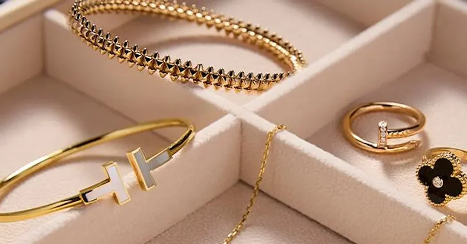 Cartier vs Tiffany: Which Jewelry Brand Is Better?